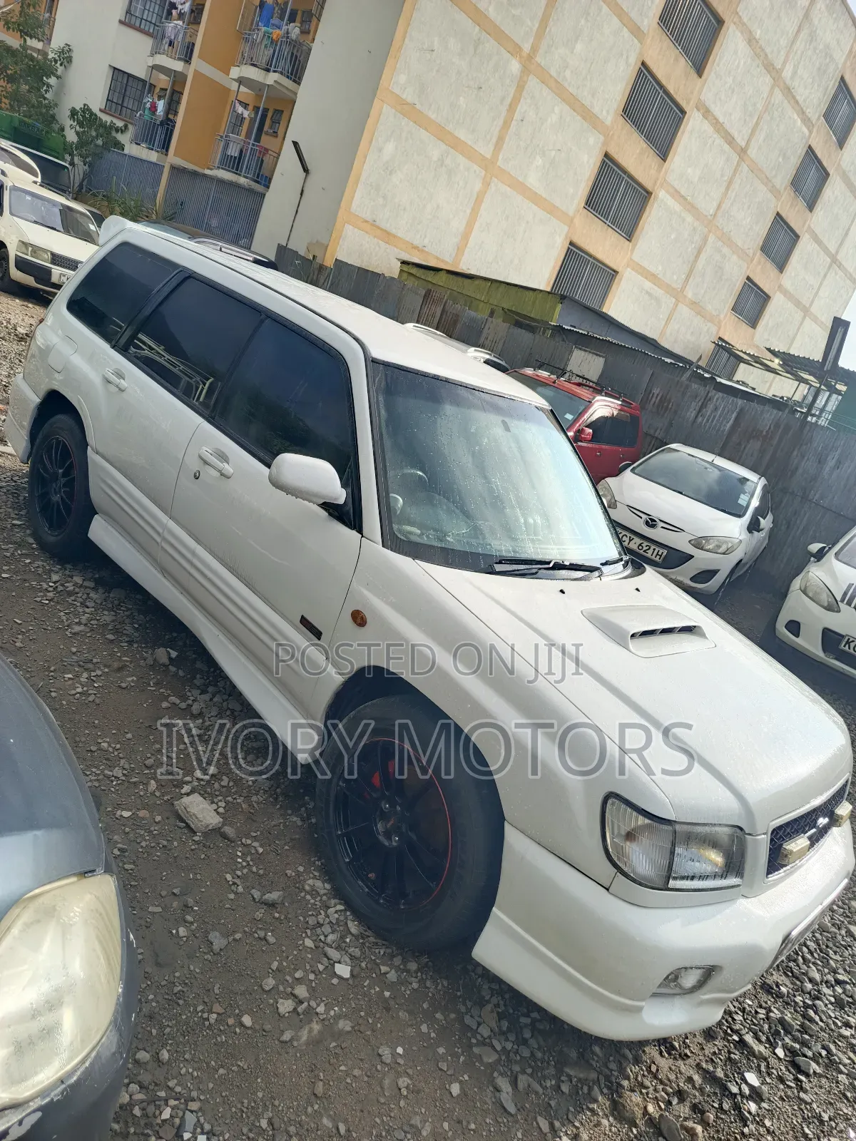 Subaru Forester 2.0 S 2000 White