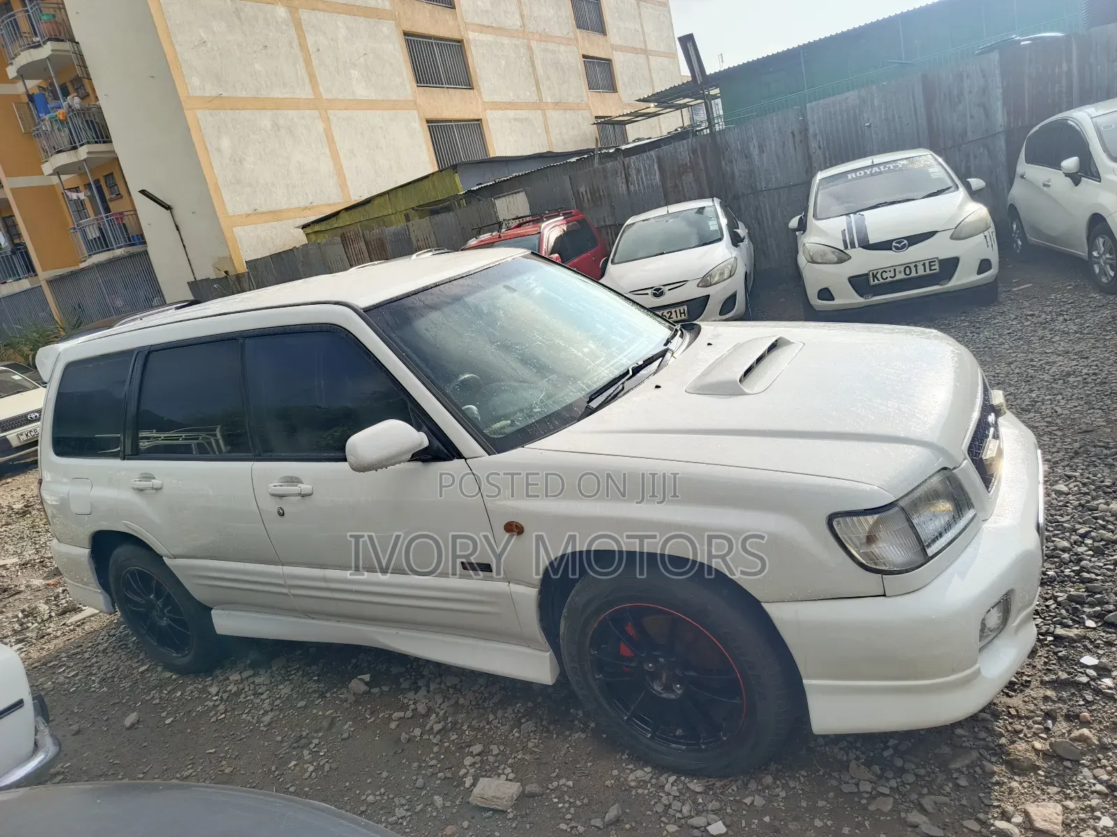 Subaru Forester 2.0 S 2000 White