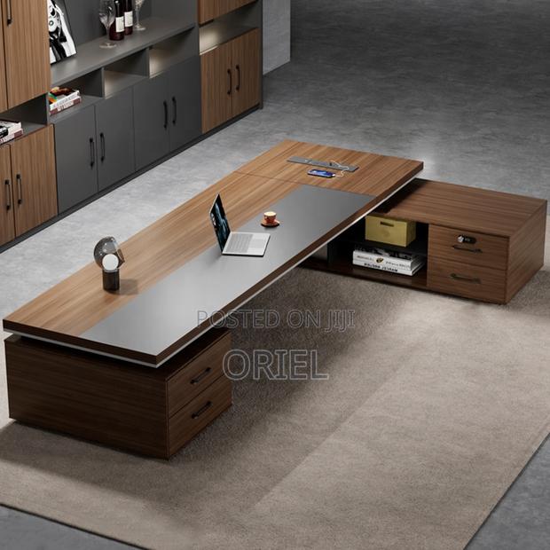 Office Desk : 2-Metres Executive L-Shaped Office Desk - thumbnail 3