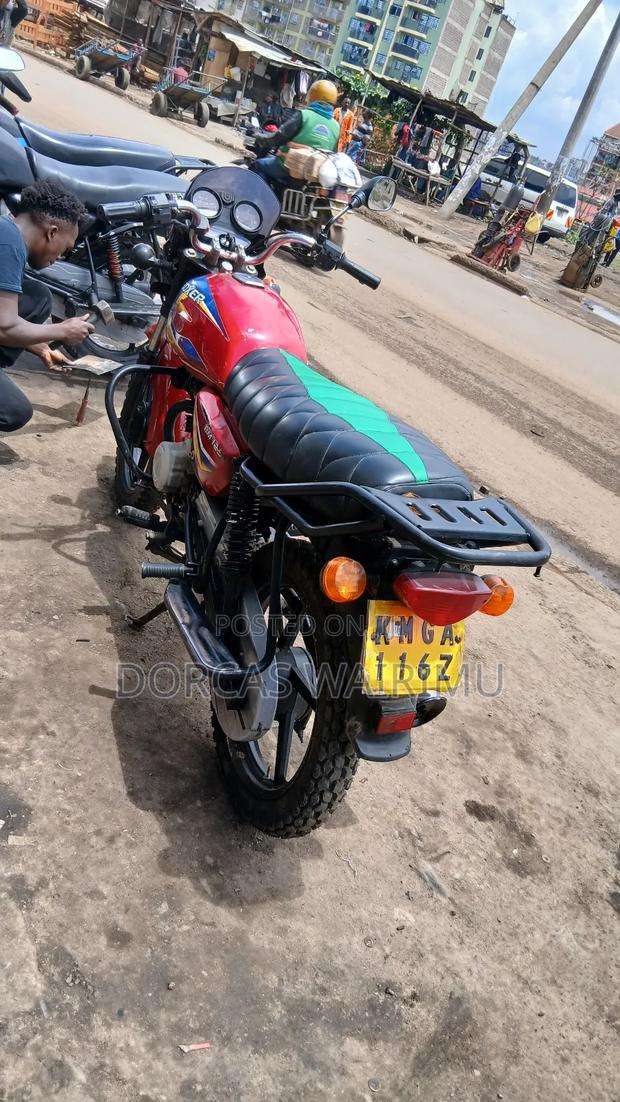 Bajaj Boxer 125 2023 Red - thumbnail 3