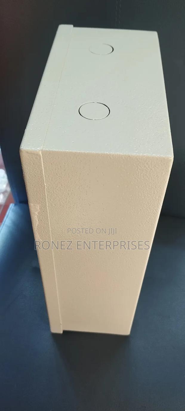 McCb Enclosure 100 Amps - thumbnail 3