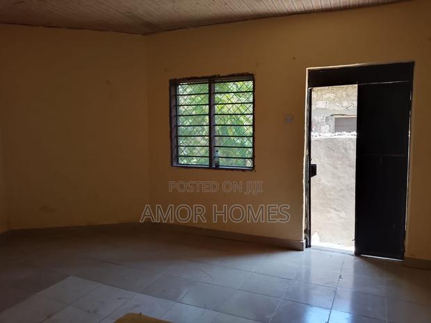 1bdrm Bedsitter in Kiembeni for rent - thumbnail 8