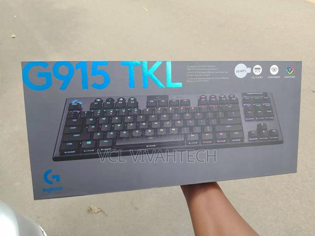 Logitech G915 Mechanical TKL Lightspeed Wireless Gaming Clicky Switch