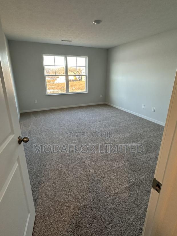 Delta Wall to Wall Carpet – Easy to Maintain - main view