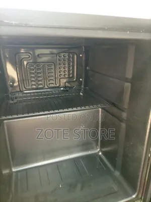 Husky Mini Display Fridge