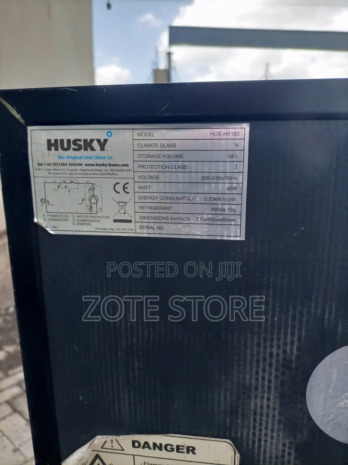 Husky Mini Display Fridge