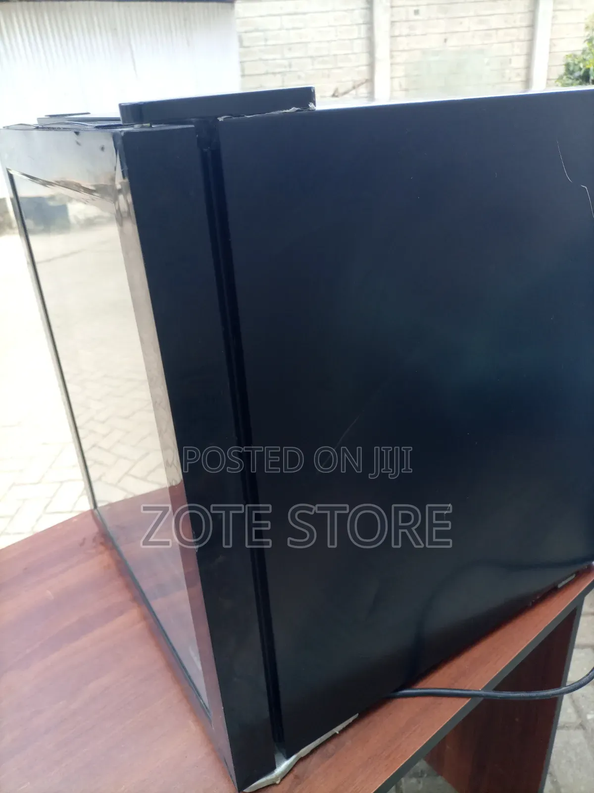 Husky Mini Display Fridge