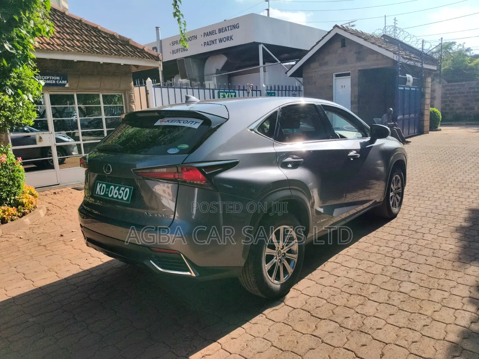 Lexus NX 300 FWD 2019 Gray