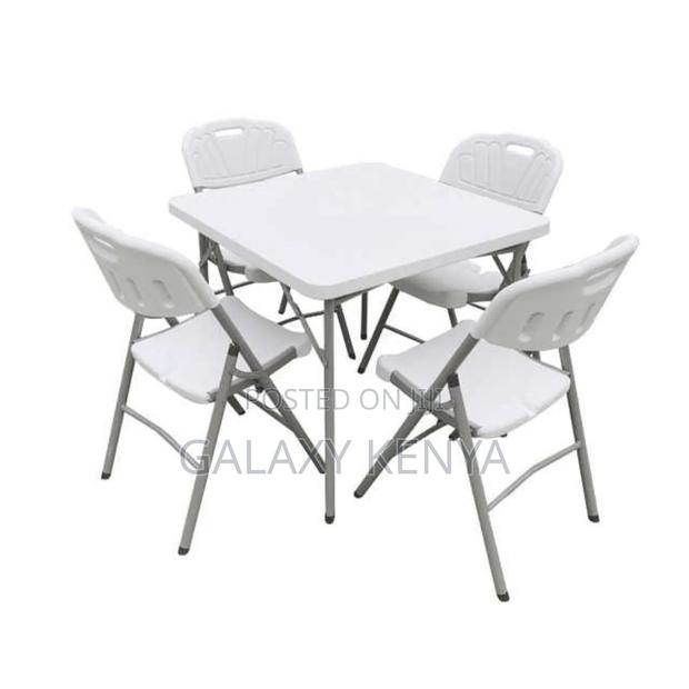 Square Plastic Foldable Table
