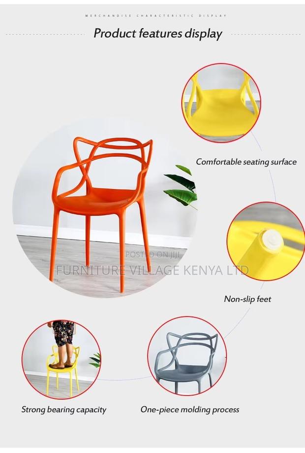 Dining Chair; Curved Back Plastic Dining Chair - thumbnail 6