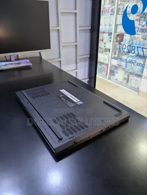 Laptop Lenovo Legion 5 16GB AMD Ryzen 9 SSD 1T