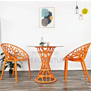 Dining Chairs; Outdoor Plastic Dining Chairs