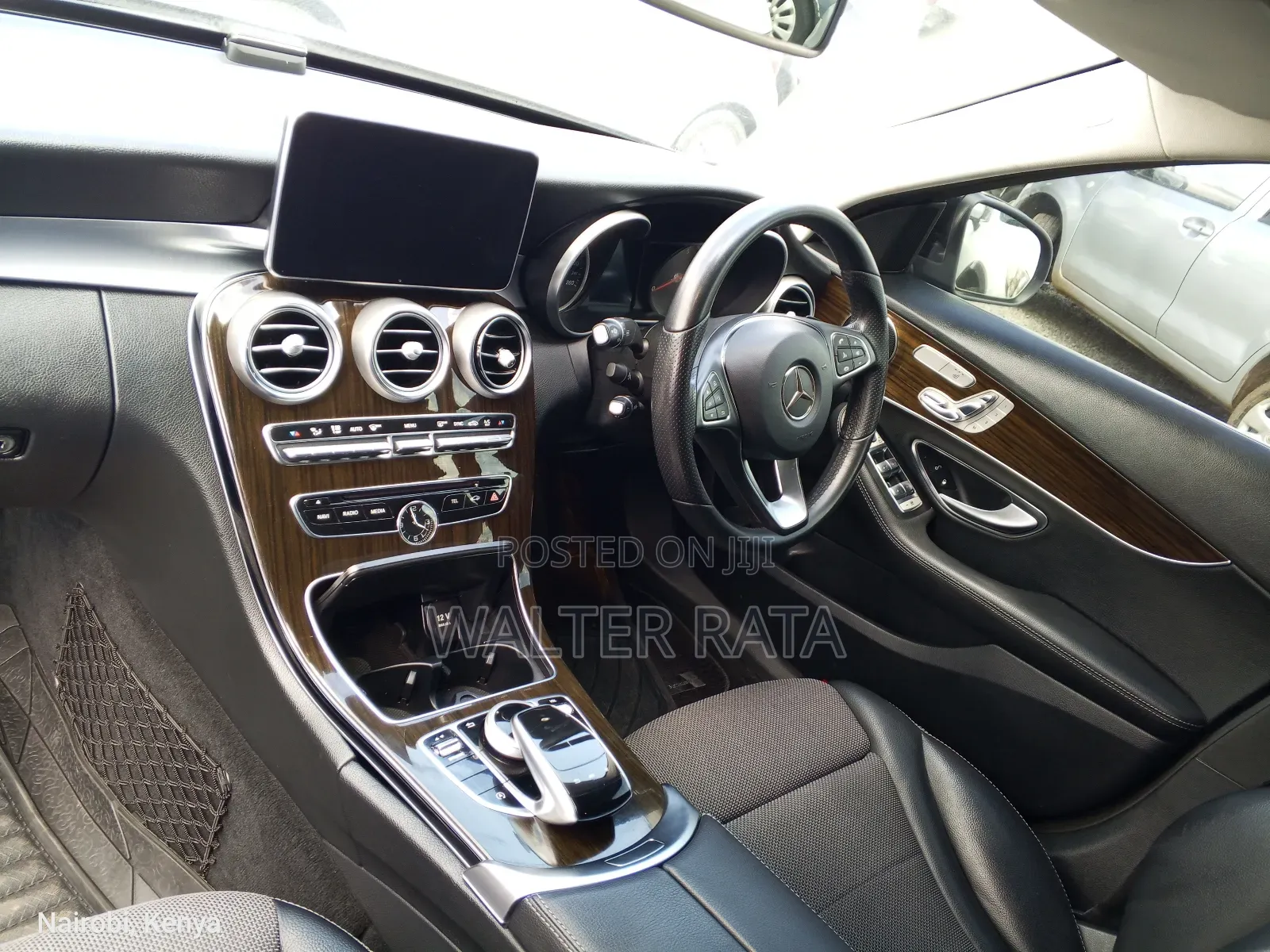 Mercedes-Benz C200 2017 Black