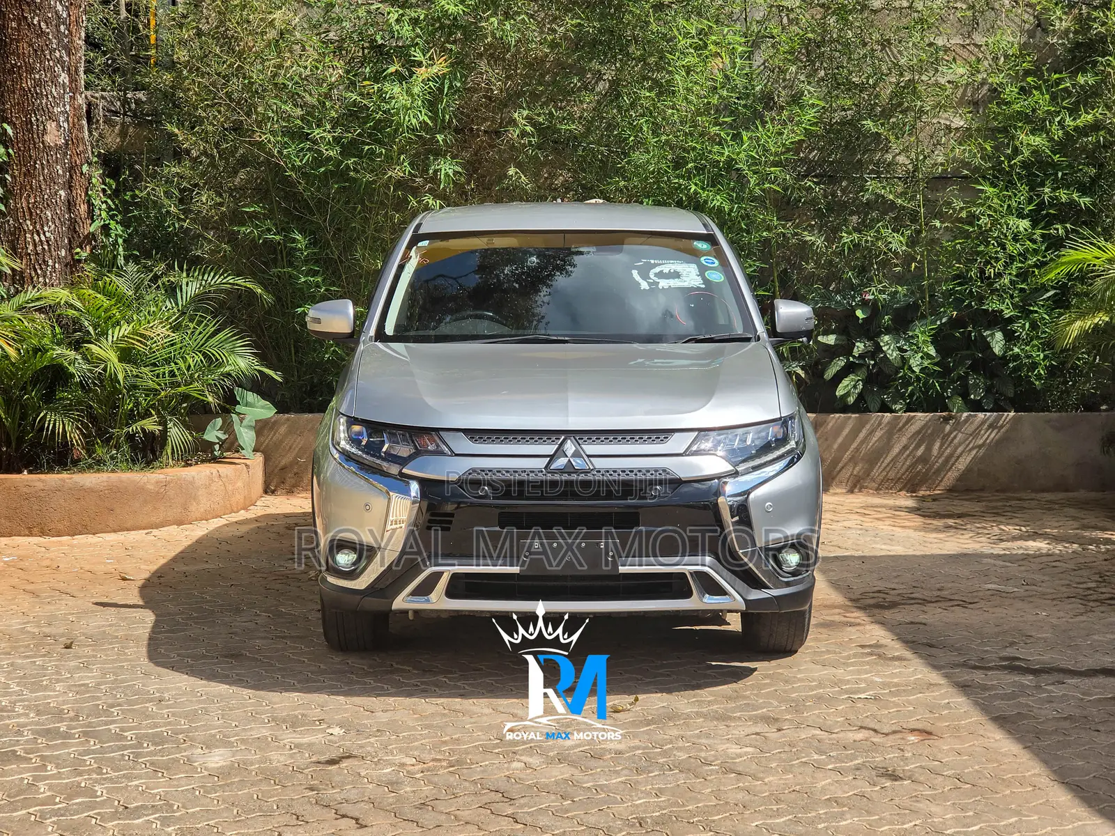 Mitsubishi Outlander 2020 Silver