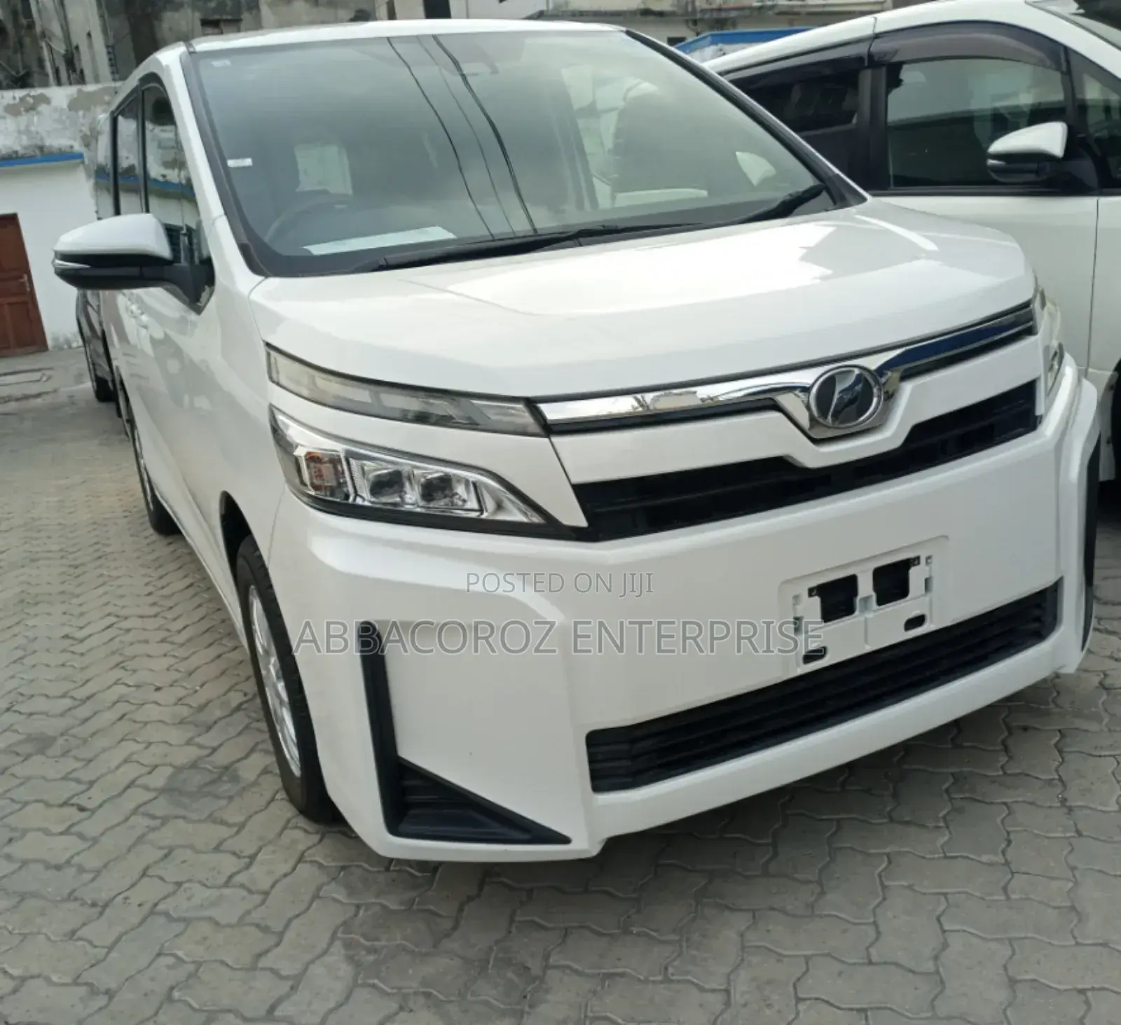 Toyota Voxy 2019 White