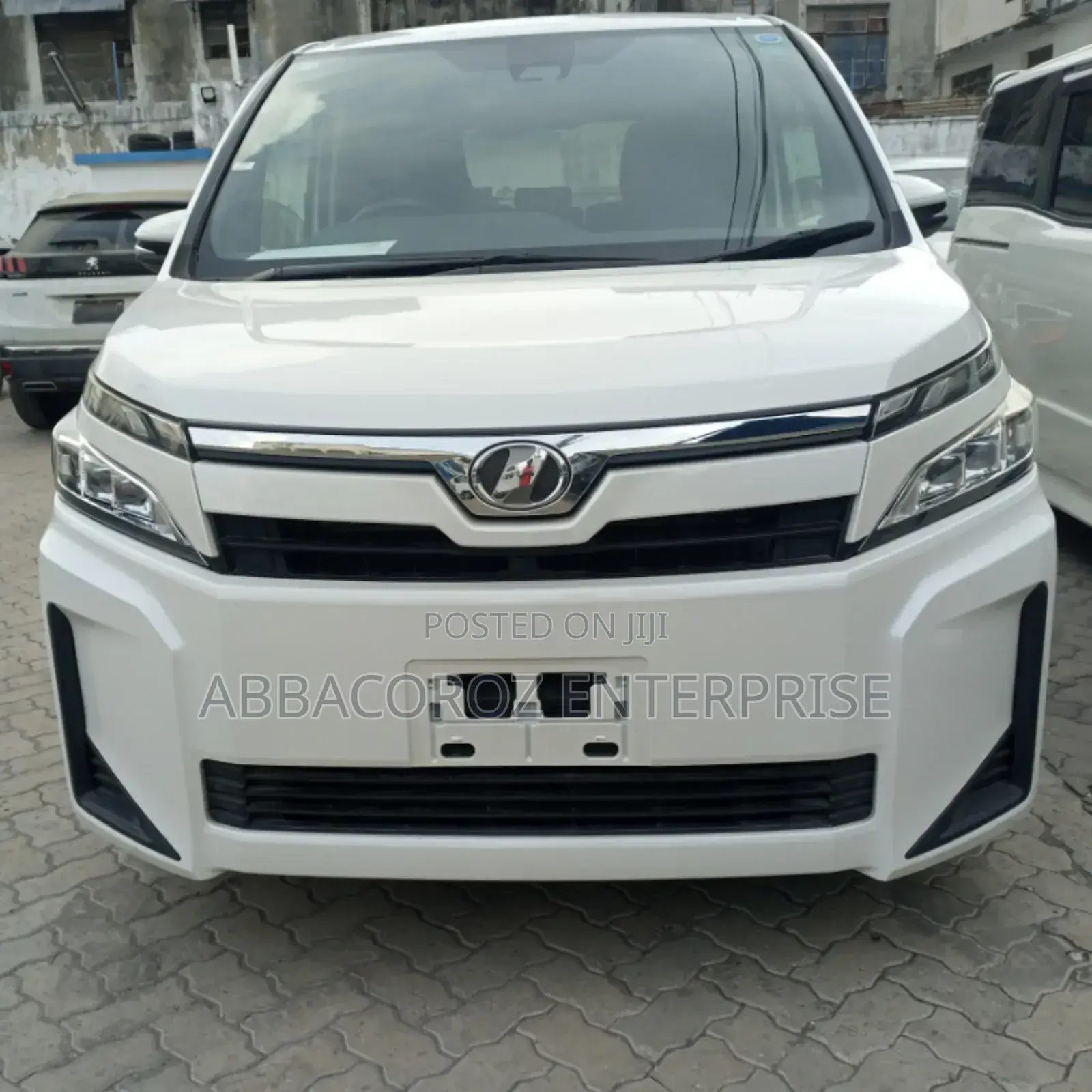 Toyota Voxy 2019 White