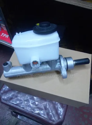 Break Master Cylinder Toyota Land Cruiser 100 Series