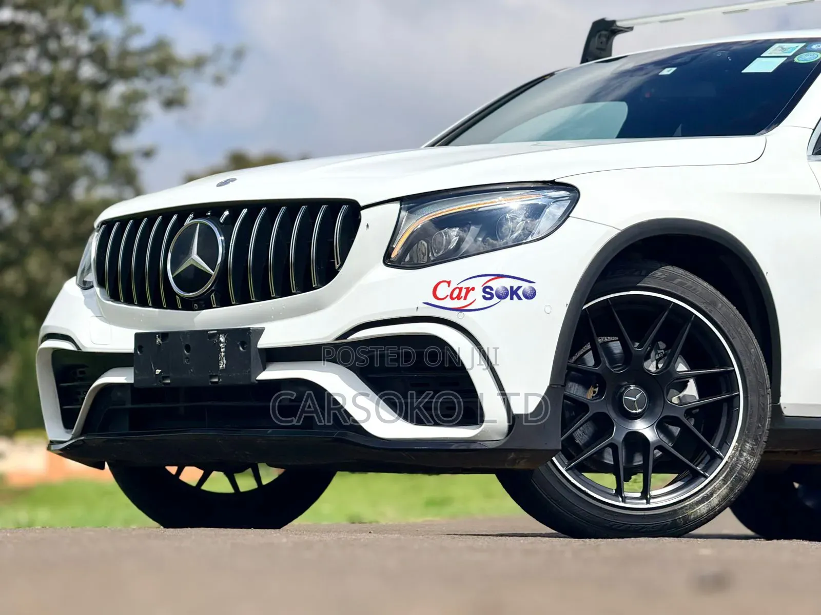 Mercedes-Benz GLC-Class GLC250 Sport Utility 4-Door (2.0L, 4cyl Turbo)