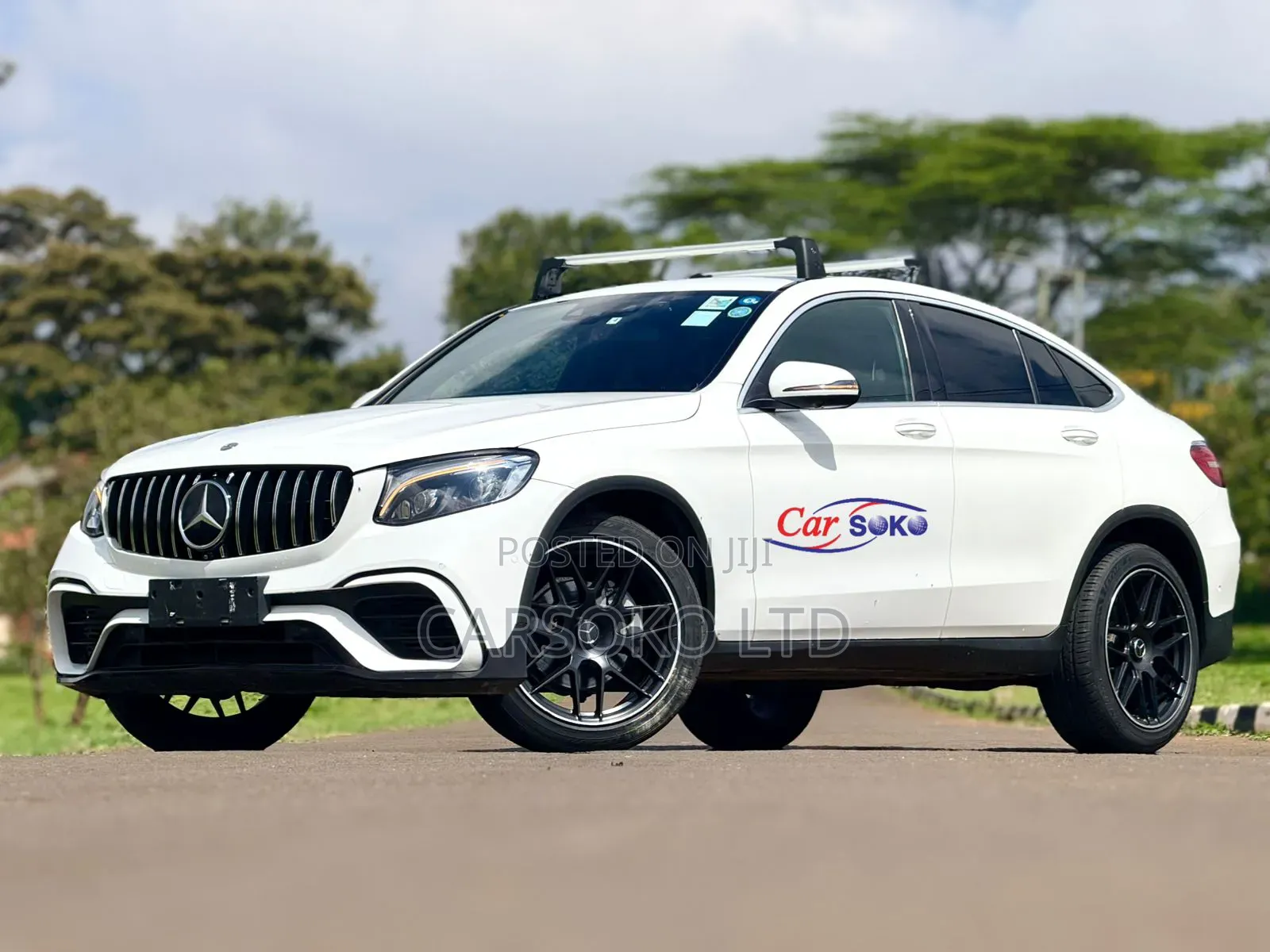 Mercedes-Benz GLC-Class GLC250 Sport Utility 4-Door (2.0L, 4cyl Turbo)