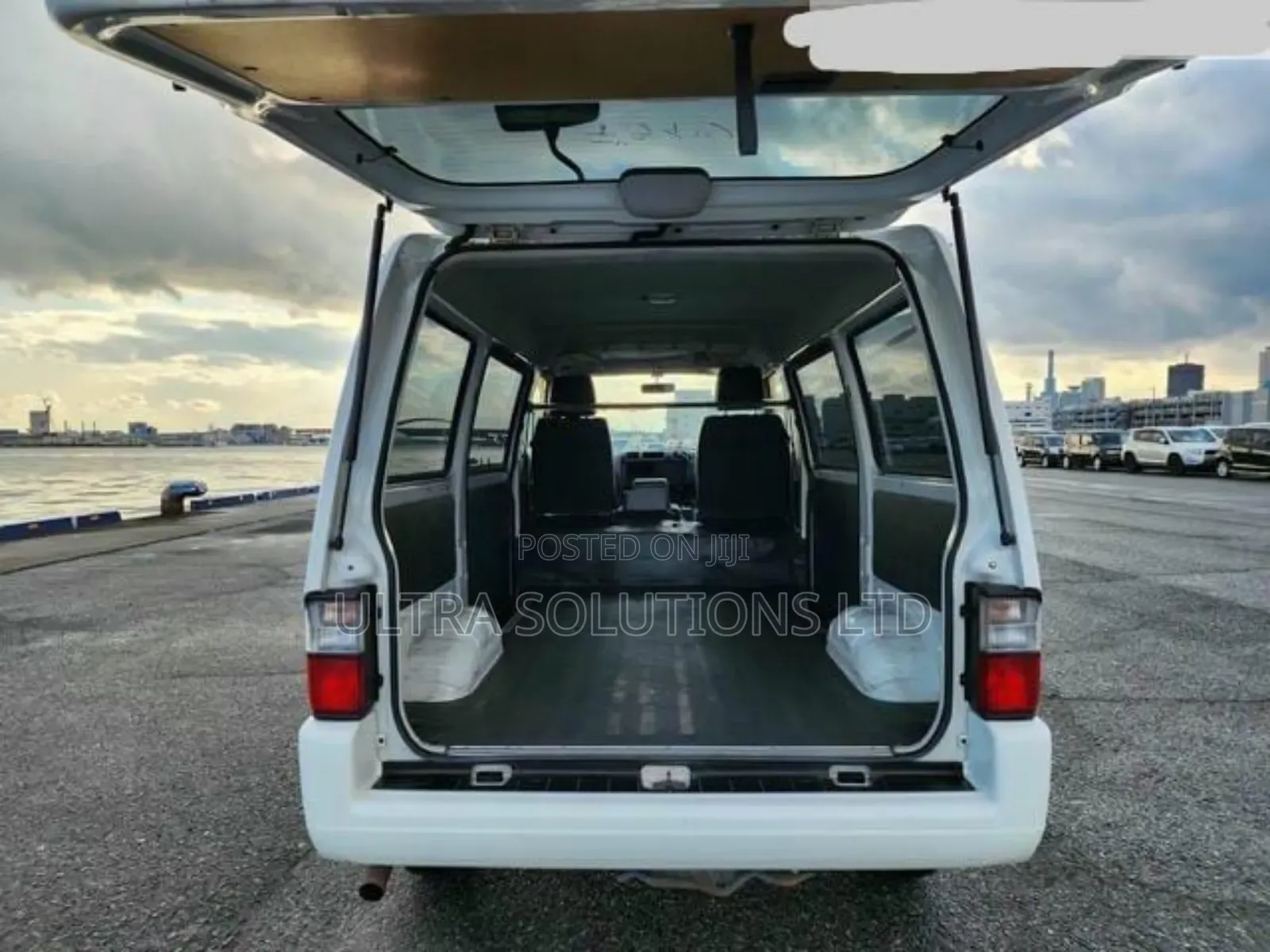 Mazda Bongo 2017 White