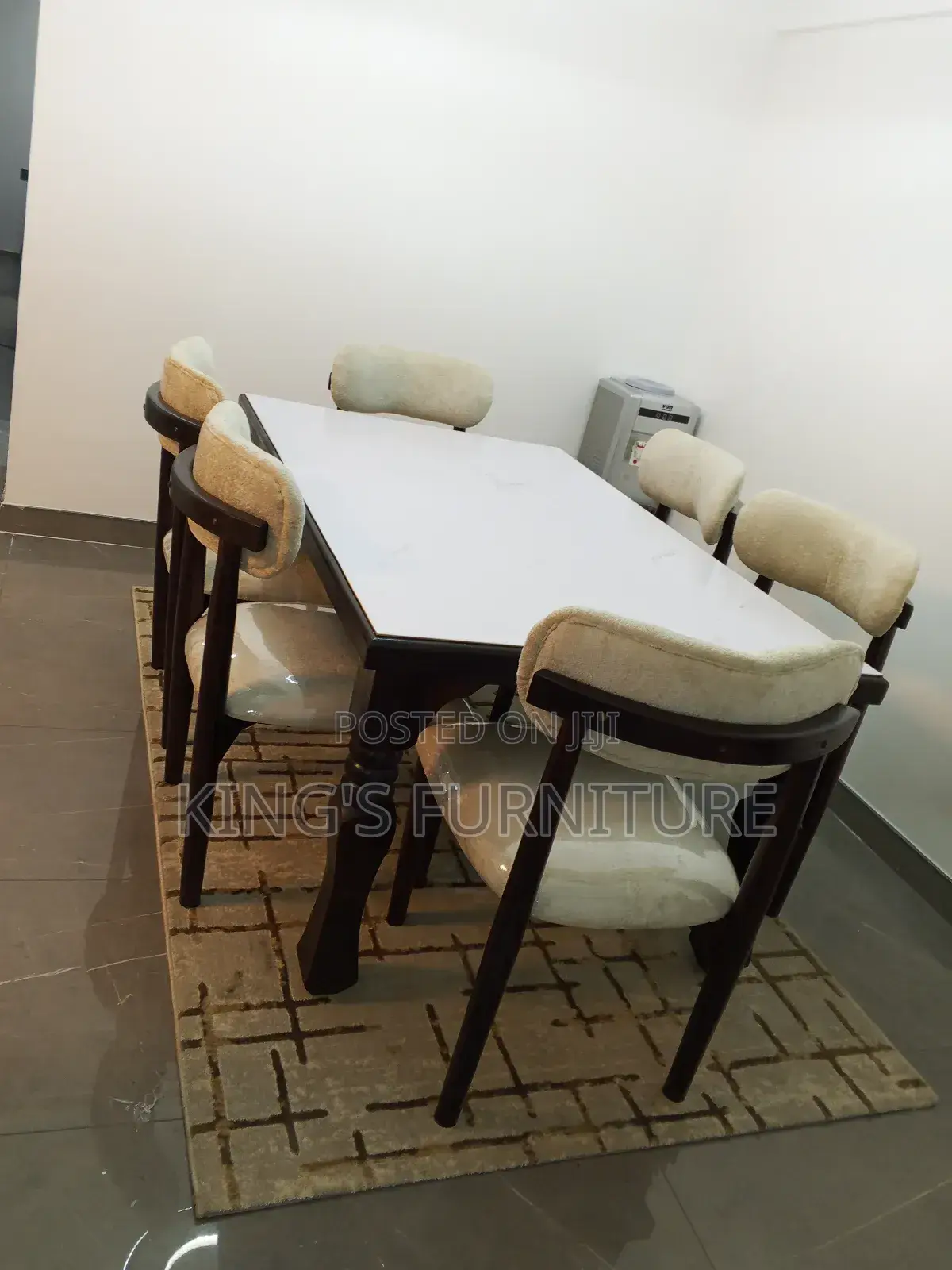 6 Seater Executive Dinning Table