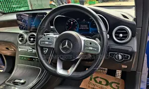 Mercedes-Benz GLC-Class 2019 Blue