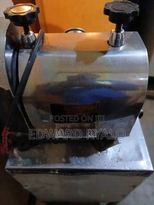 Sugarcane Juicer Machine - thumbnail 2