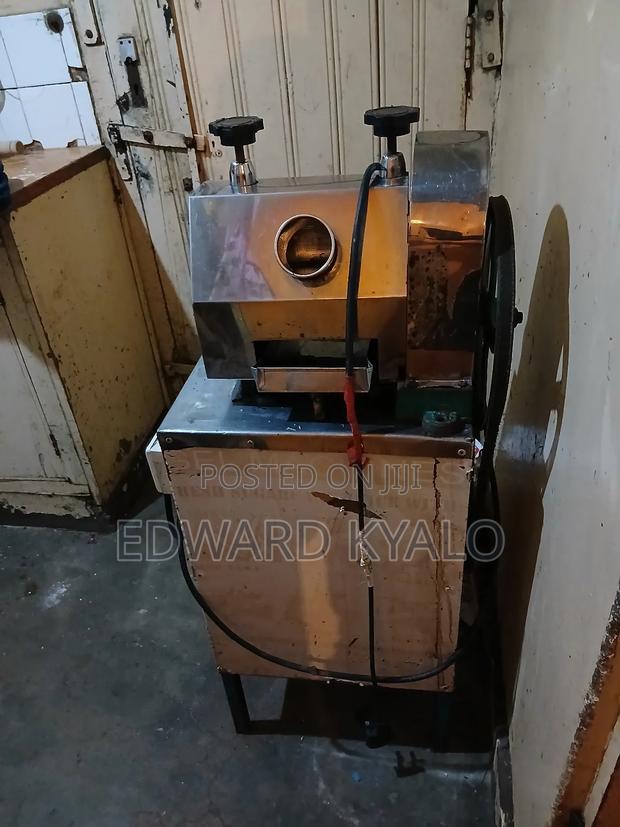 Sugarcane Juicer Machine - thumbnail 4