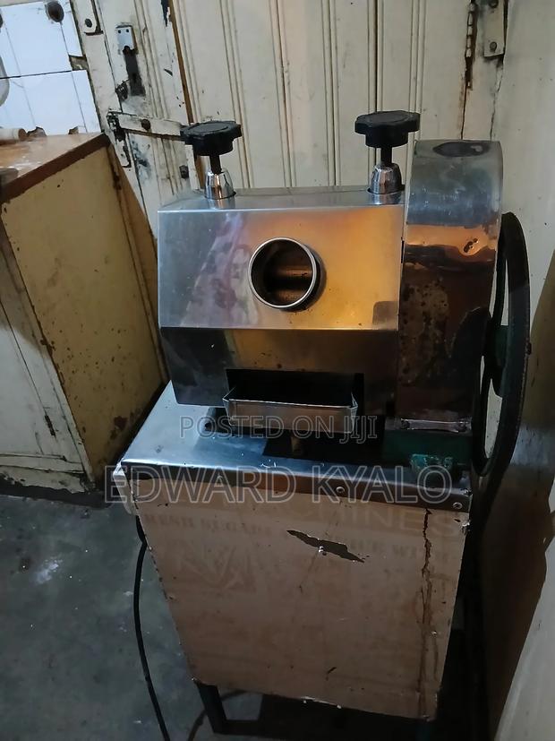 Sugarcane Juicer Machine - thumbnail 5