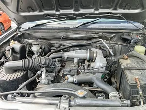 Isuzu D-MAX 2010 Gray
