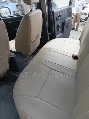 Isuzu D-MAX 2010 Gray