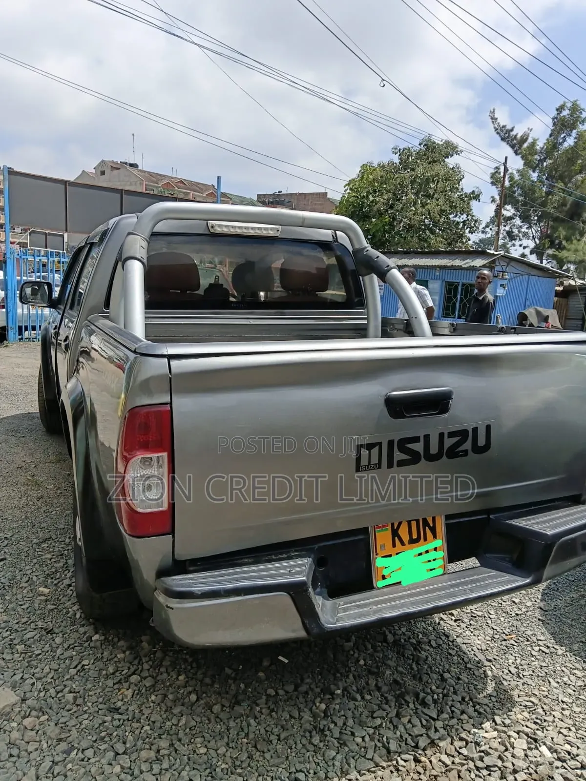 Isuzu D-MAX 2010 Gray
