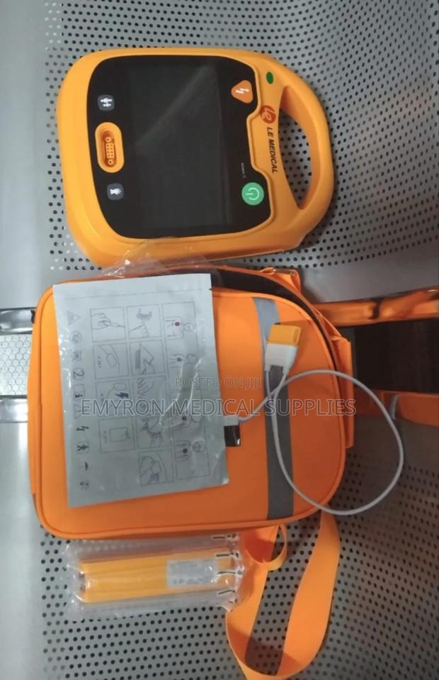 The Defibrillator - main view