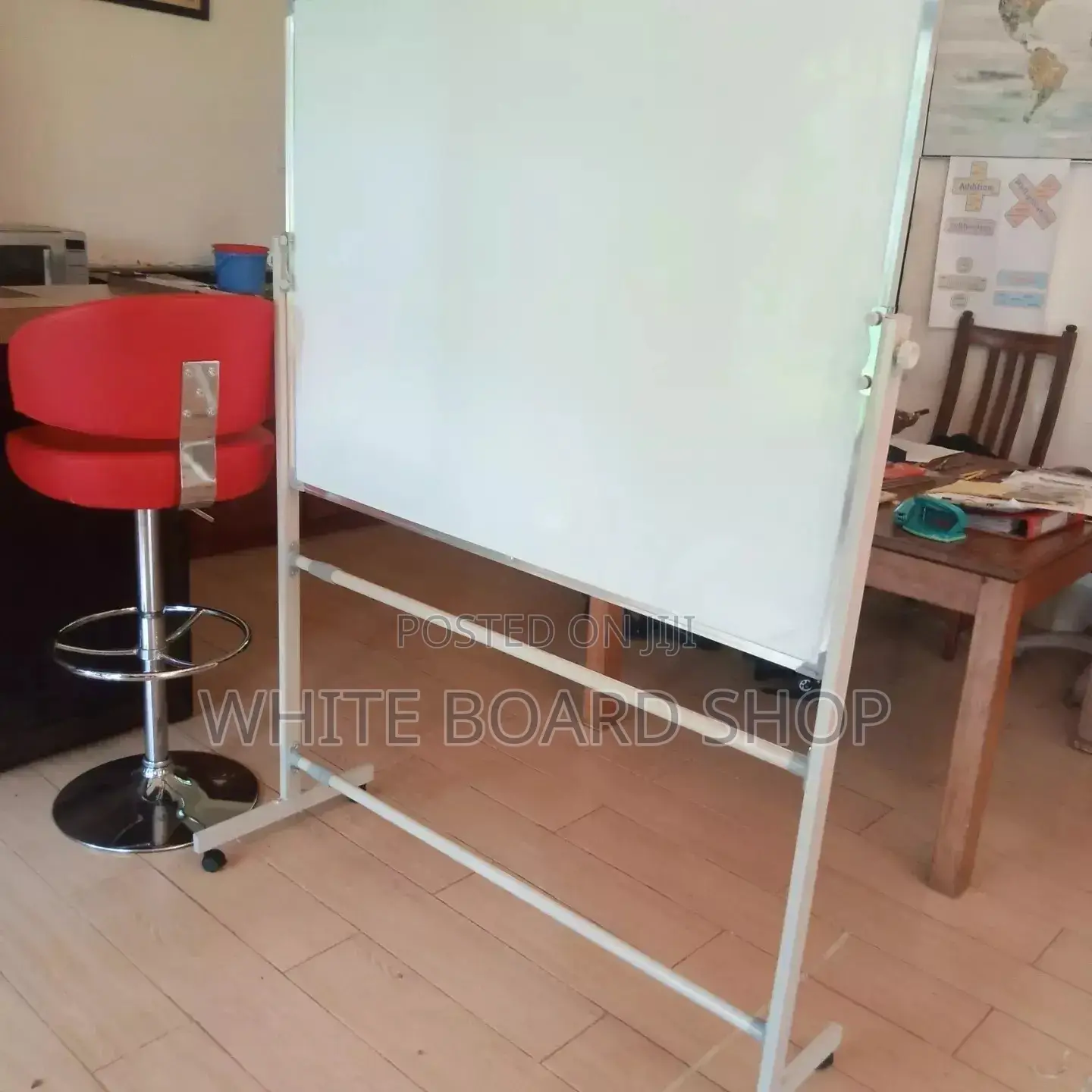 Portable Whiteboard 120cm X 120cm – Ideal for Senior Manager’S Office