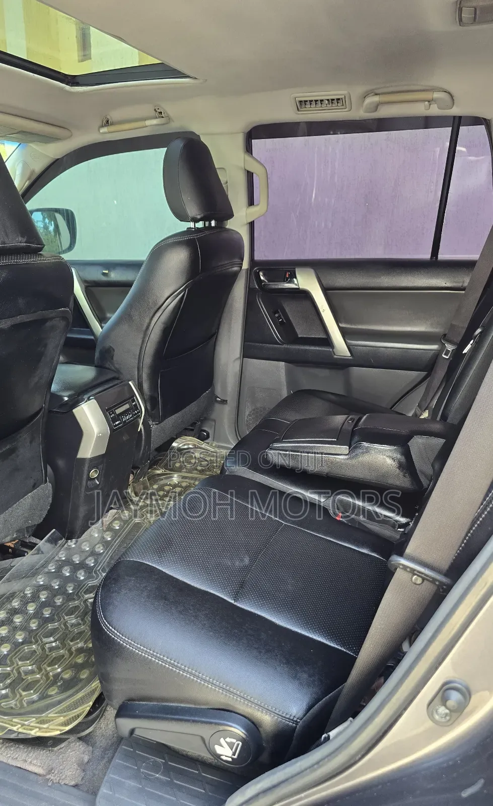 Toyota Land Cruiser Prado 2011 Gray