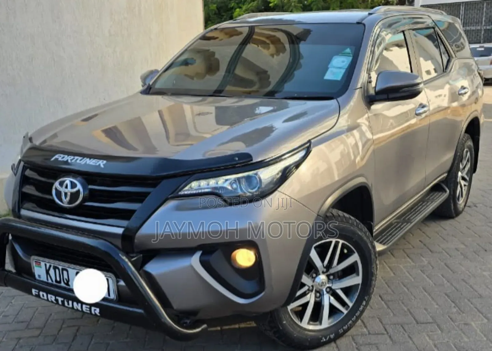 Toyota Fortuner 2019 Gold