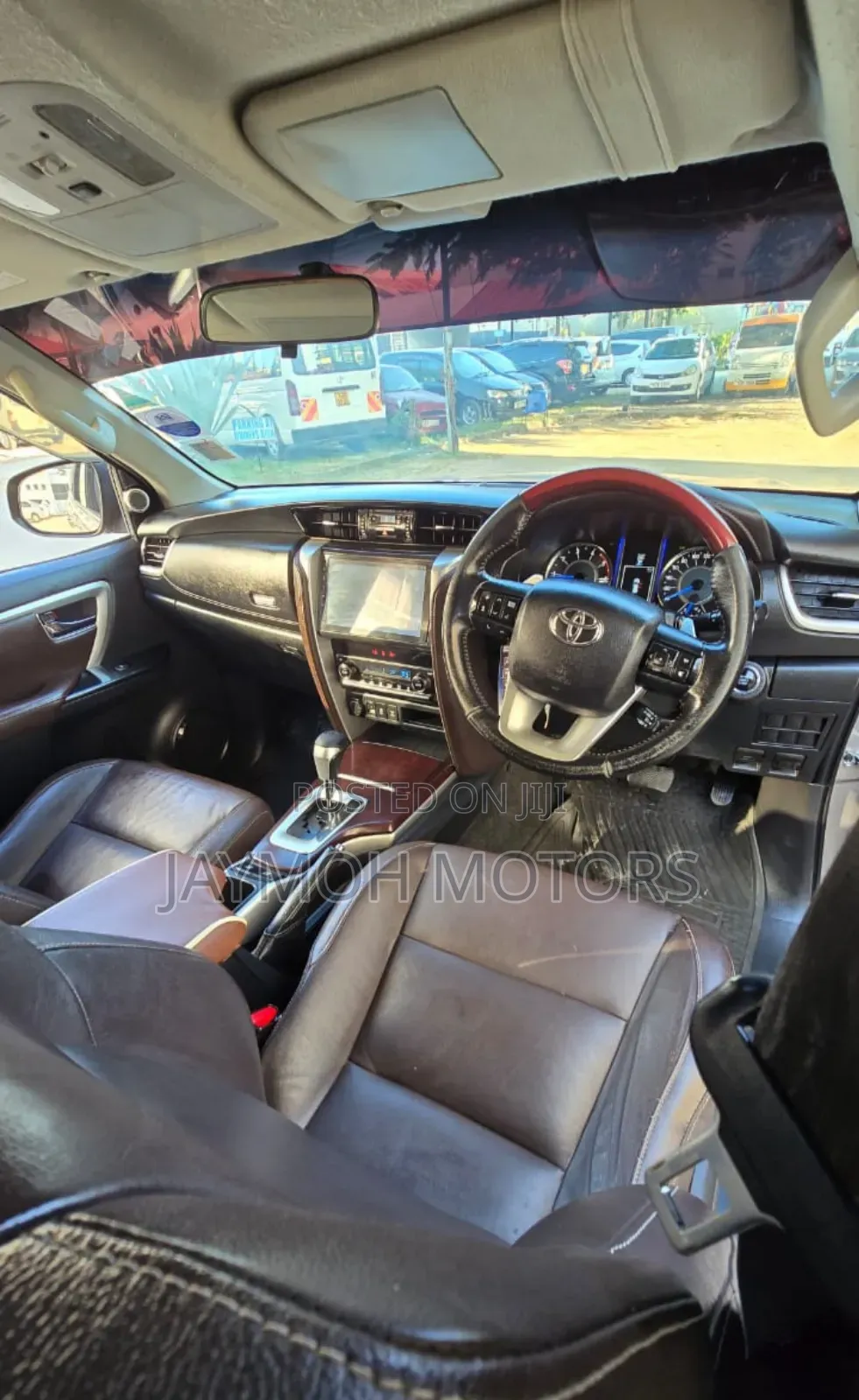 Toyota Fortuner 2019 Gold