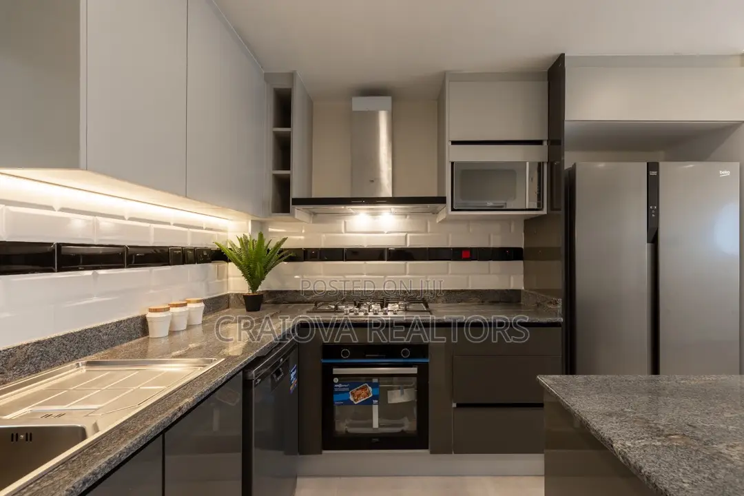 4bdrm Duplex in Spring Valley for sale