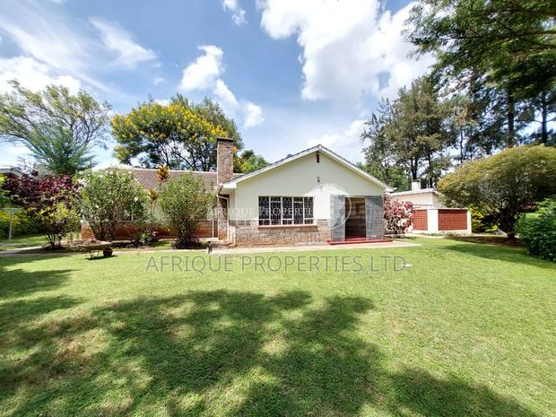 4bdrm Bungalow in Runda for rent