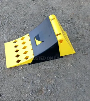 Truck Trailer Handled Straps Wheel Chock - Honeycombed Yellow