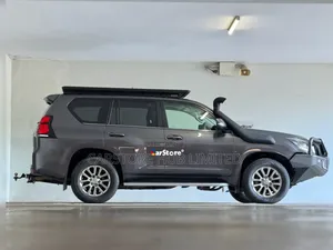 Toyota Land Cruiser Prado 2.8 2019 Gray
