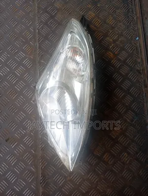 Suzuki Swift 2015 Headlight