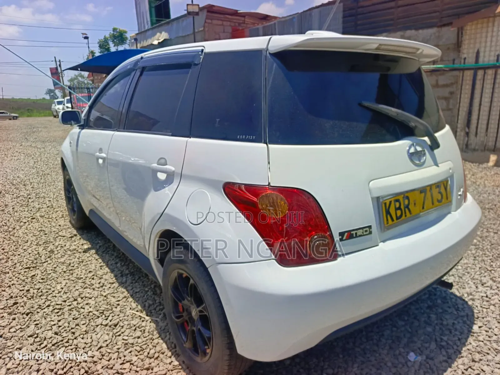 Toyota IST 2006 Off white