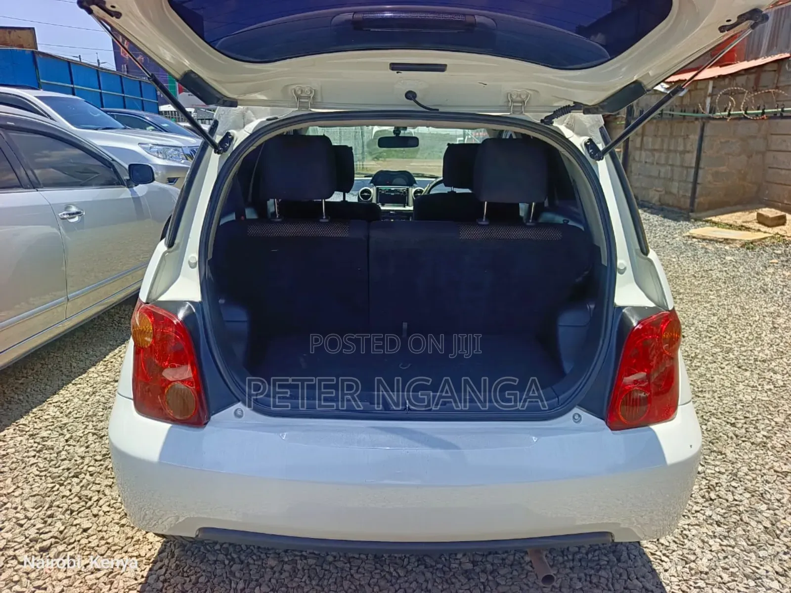 Toyota IST 2006 Off white