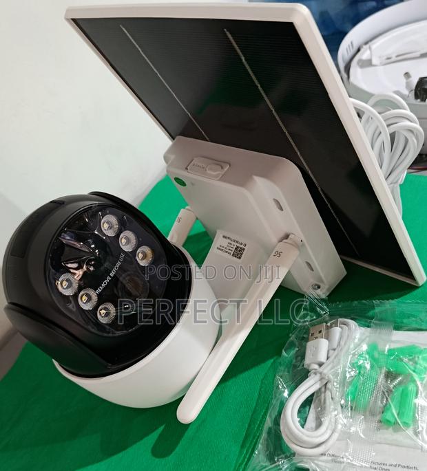 Single Lens 4g Solar CCTV - main view