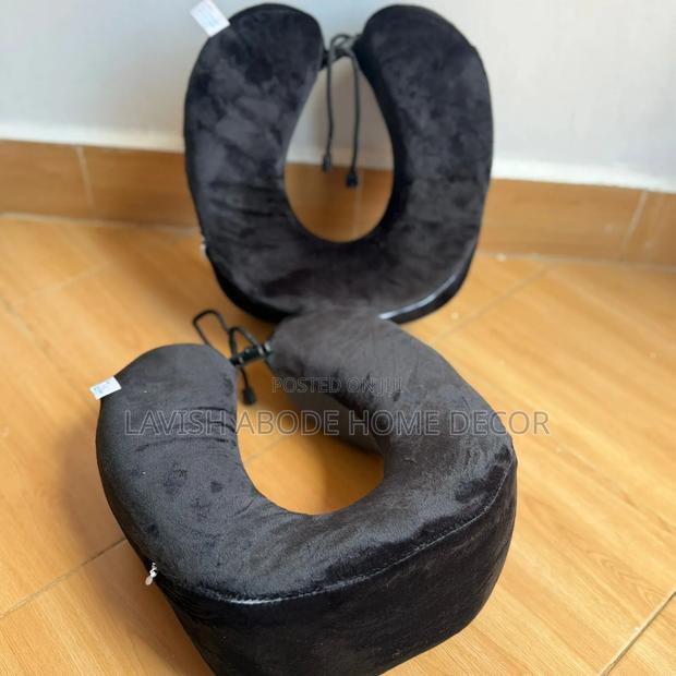 Black Comfortable Memory Foam U-Ahaped Neck Pillow - main view
