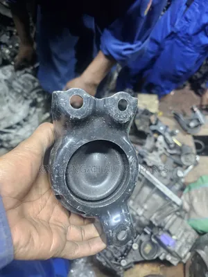 Honda Step Wagon Engine Mounting