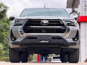Toyota Hilux Revo Double Cab Deisel 2.4 AWD 2021 Silver