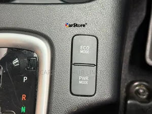 Toyota Hilux Revo Double Cab Deisel 2.4 AWD 2021 Silver