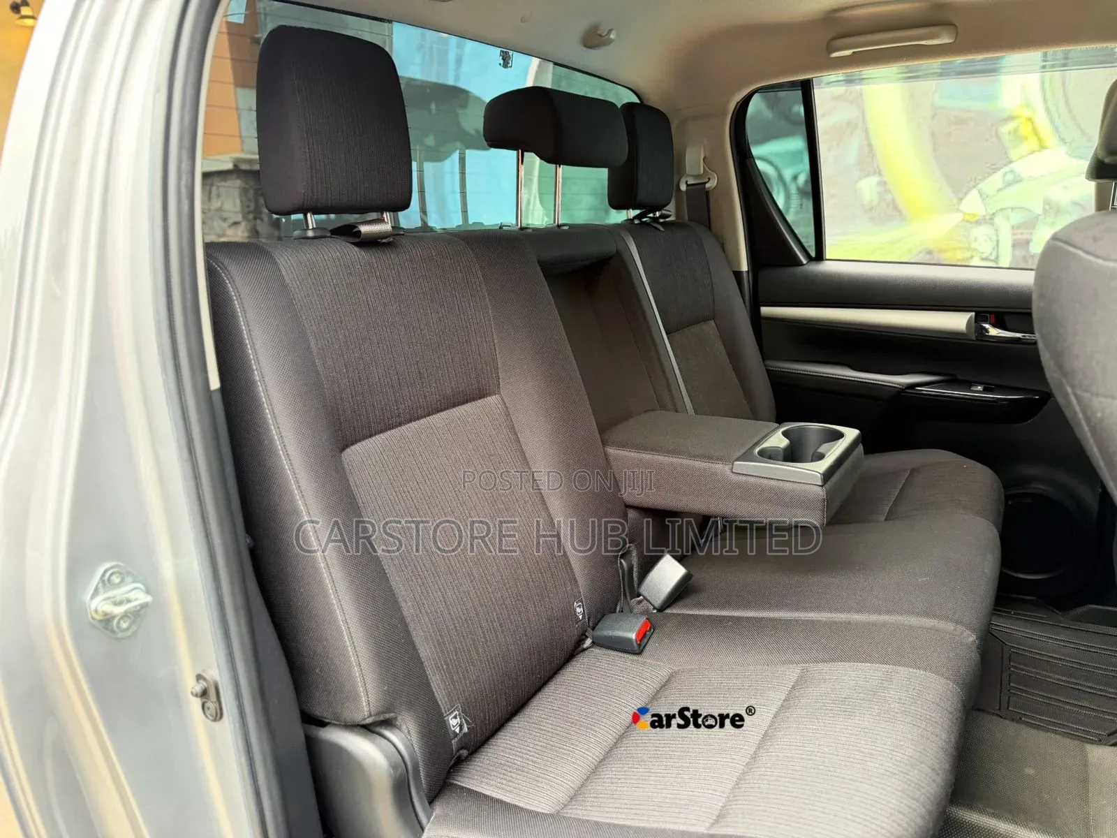 Toyota Hilux Revo Double Cab Deisel 2.4 AWD 2021 Silver
